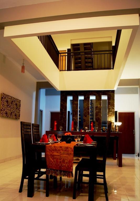 Oasis Studio - Satu Kejayan Bagian luar foto